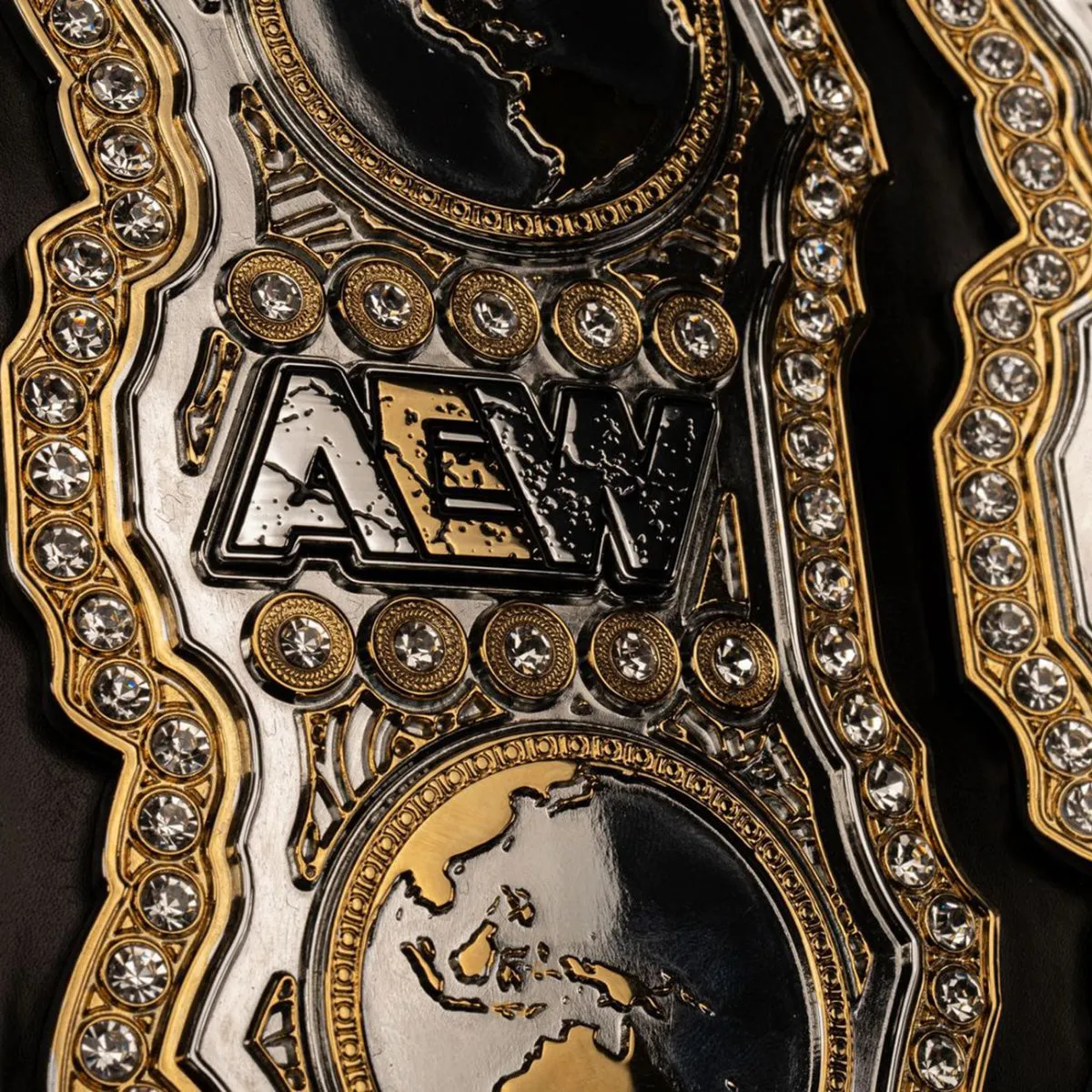 AEW : World Heavyweight Title Replica Belt